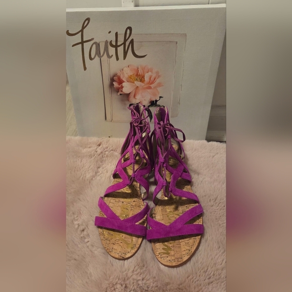 Sam Edelman Fuchsia Strappy Sandals - Picture 5 of 5